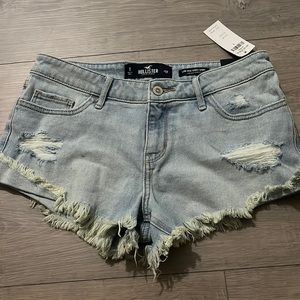 hollister low rise jean shorts size 5